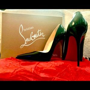 Never worn NEW louboutin so Kate heels w/ bottom grip/protector orig box